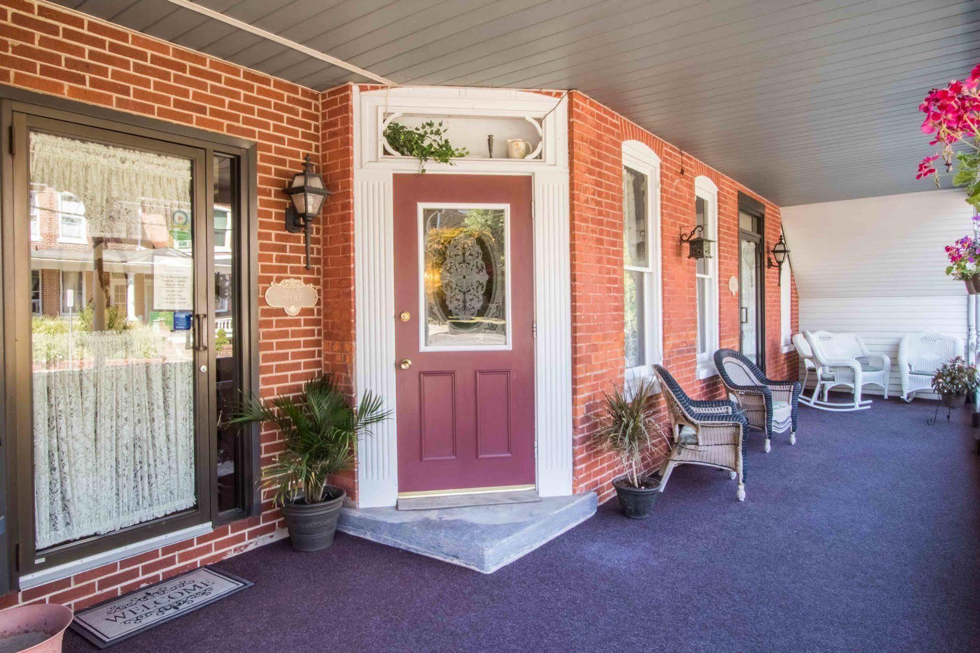 The Globe Inn East Greenville Exterior foto